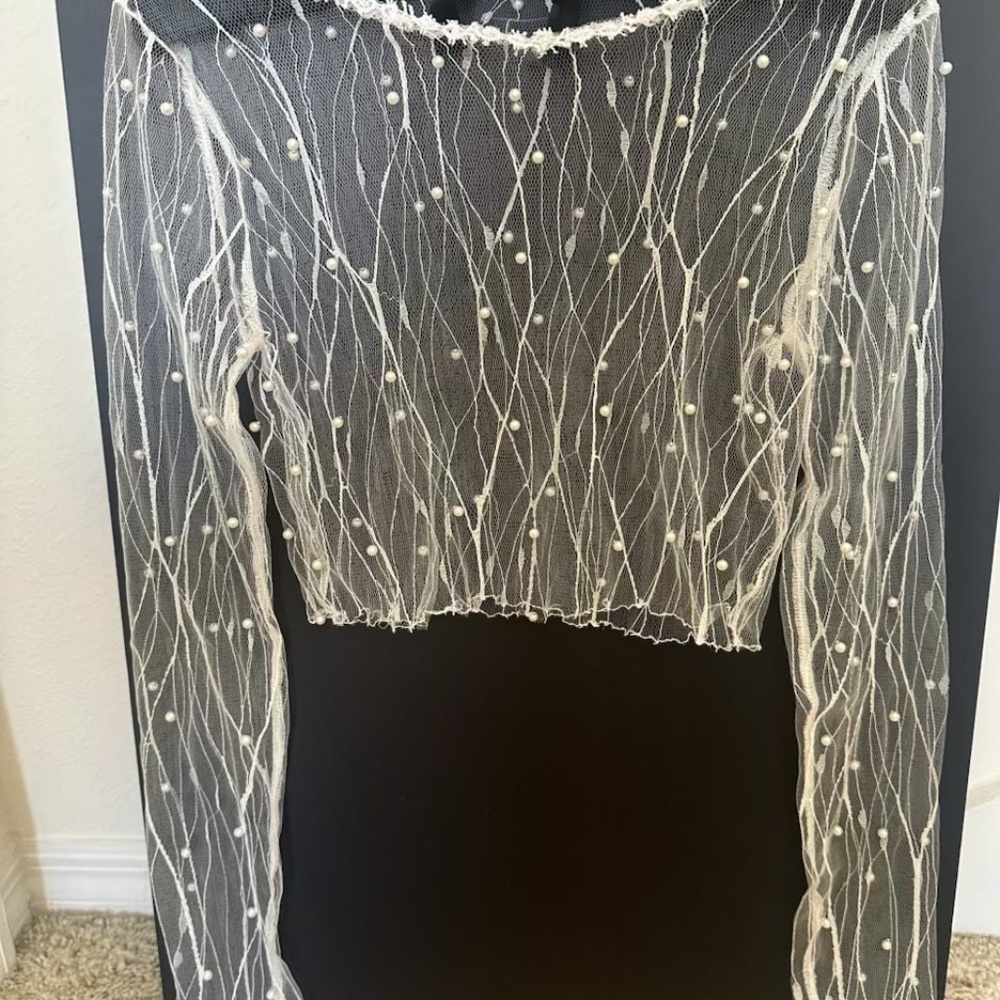 Open Weaved Pearl Studded  Overlay